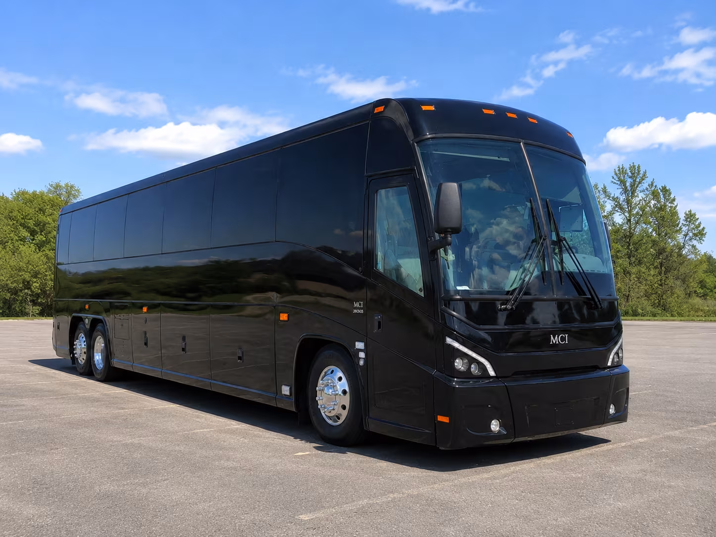 sanleandrocharterbusservices com puts your whole game day group on one bus